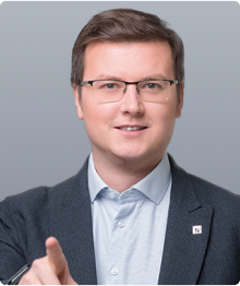 Роман Копосов
