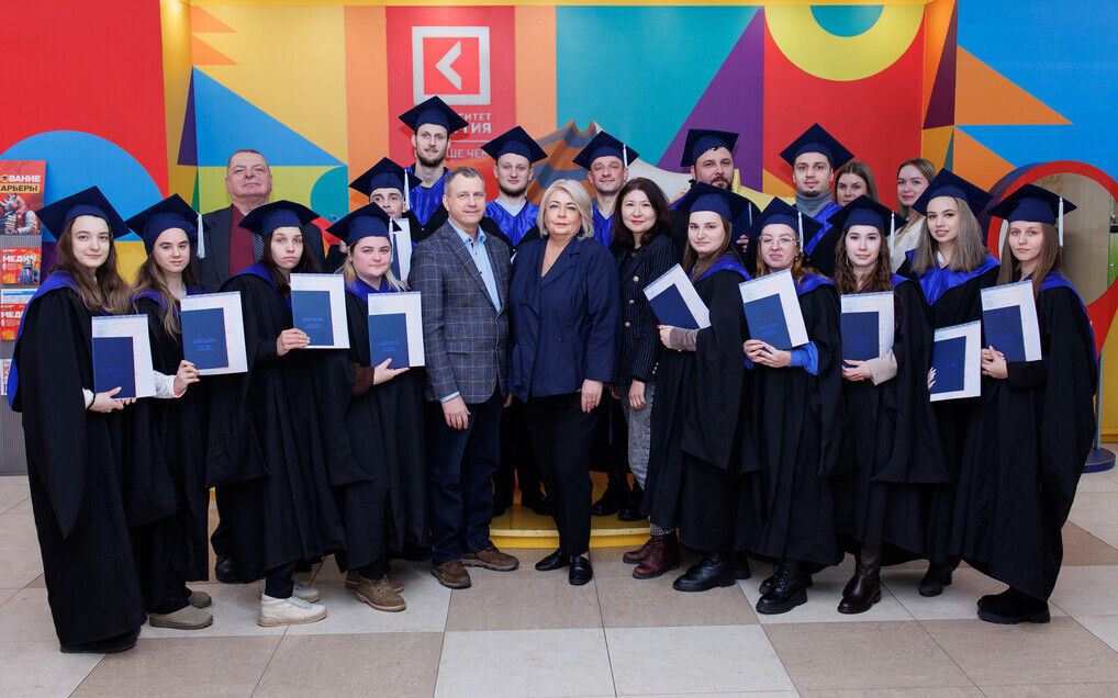 На факультете спорта состоялась торжественная церемония вручения дипломов выпускникам