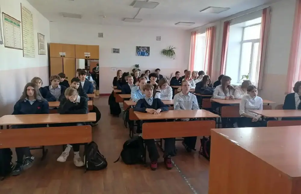 Школьники Приангарья изучат работу спутника в проекте «Орбитальная лаборатория Синергии»