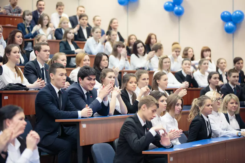 Колледжи с низким проходным баллом после 9 класса