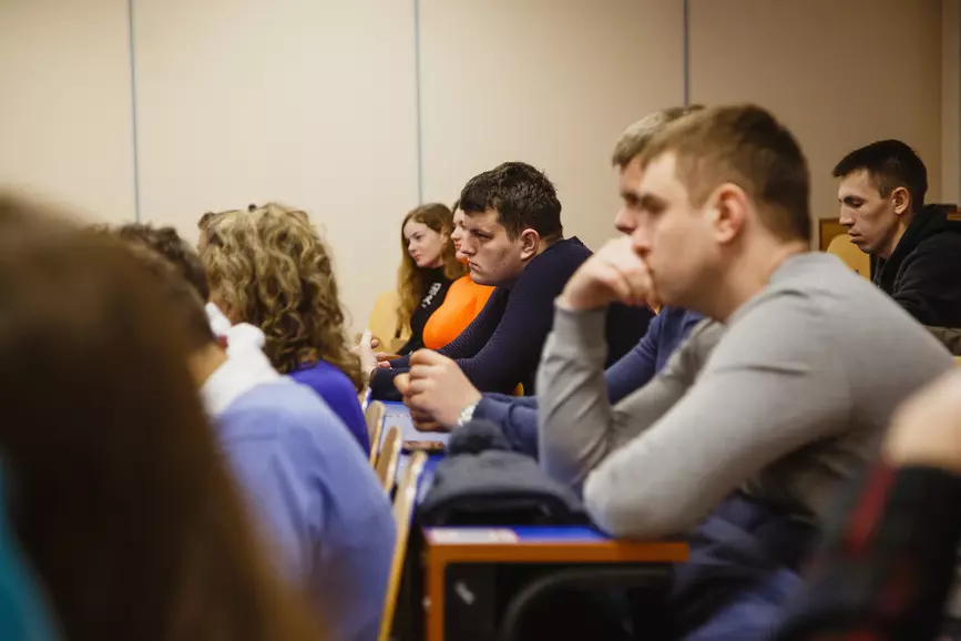 Экзамены для поступления на факультет менеджмента