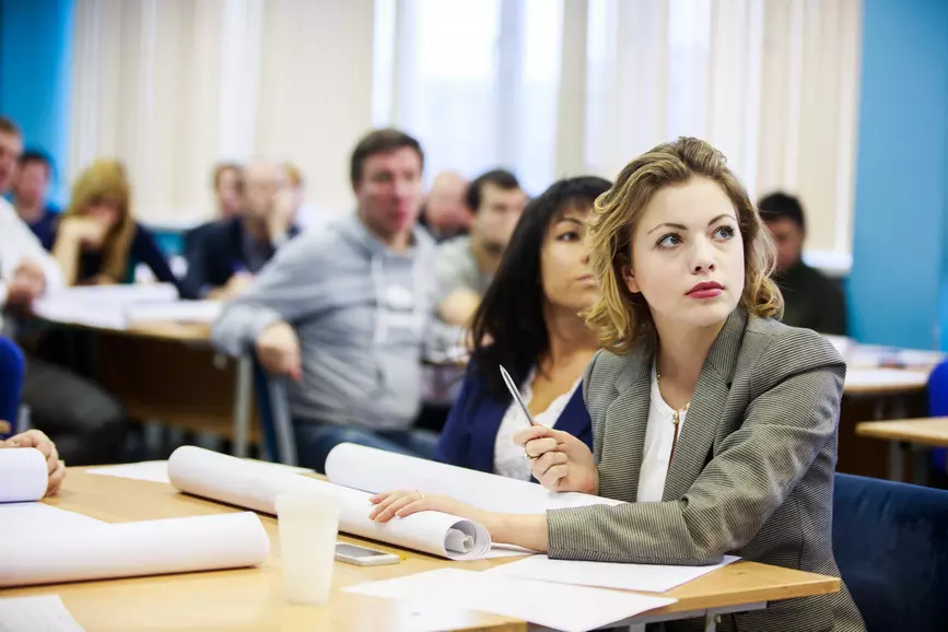 Как стать учителем истории