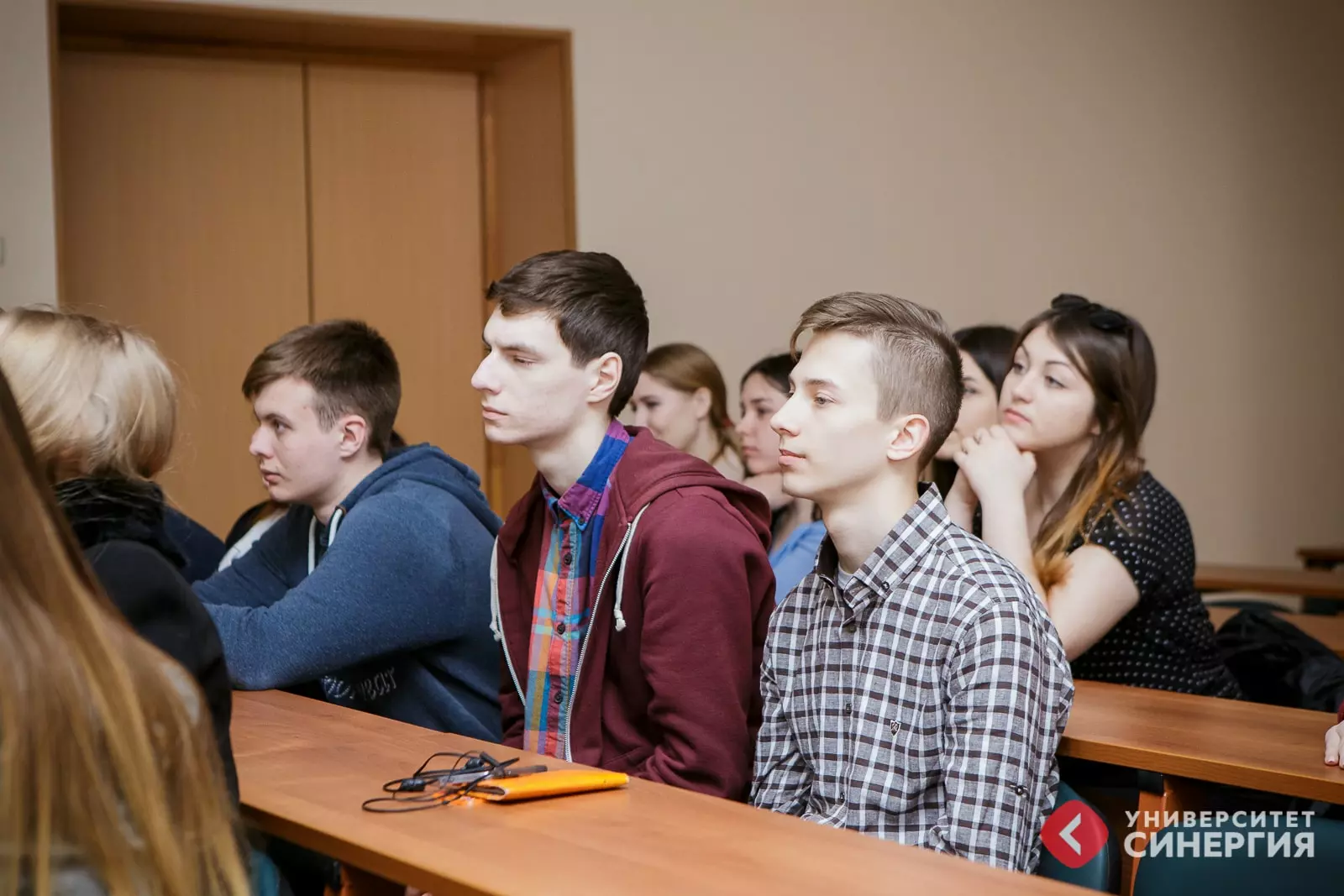 где работают лингвисты