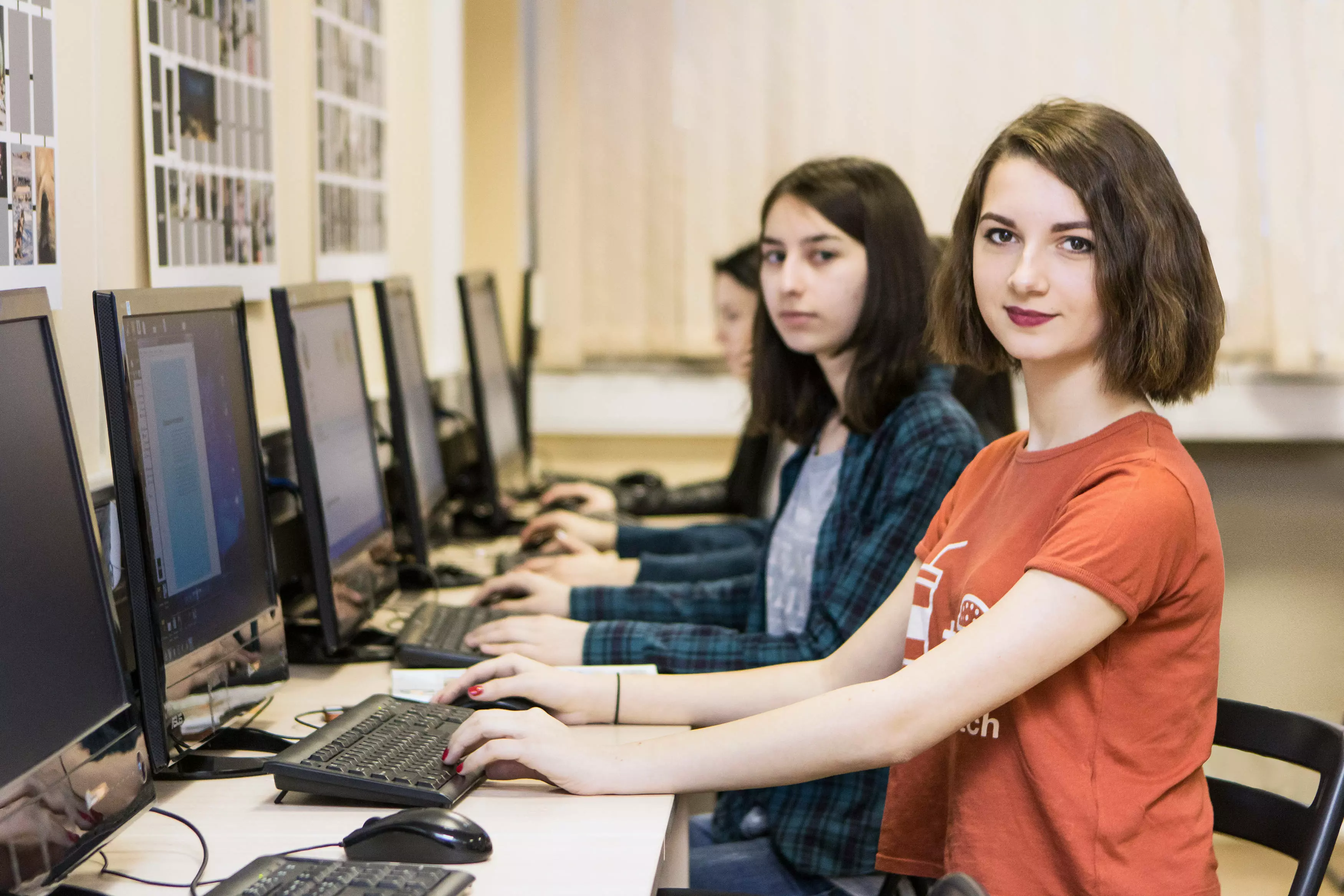 Что дает высшее образование