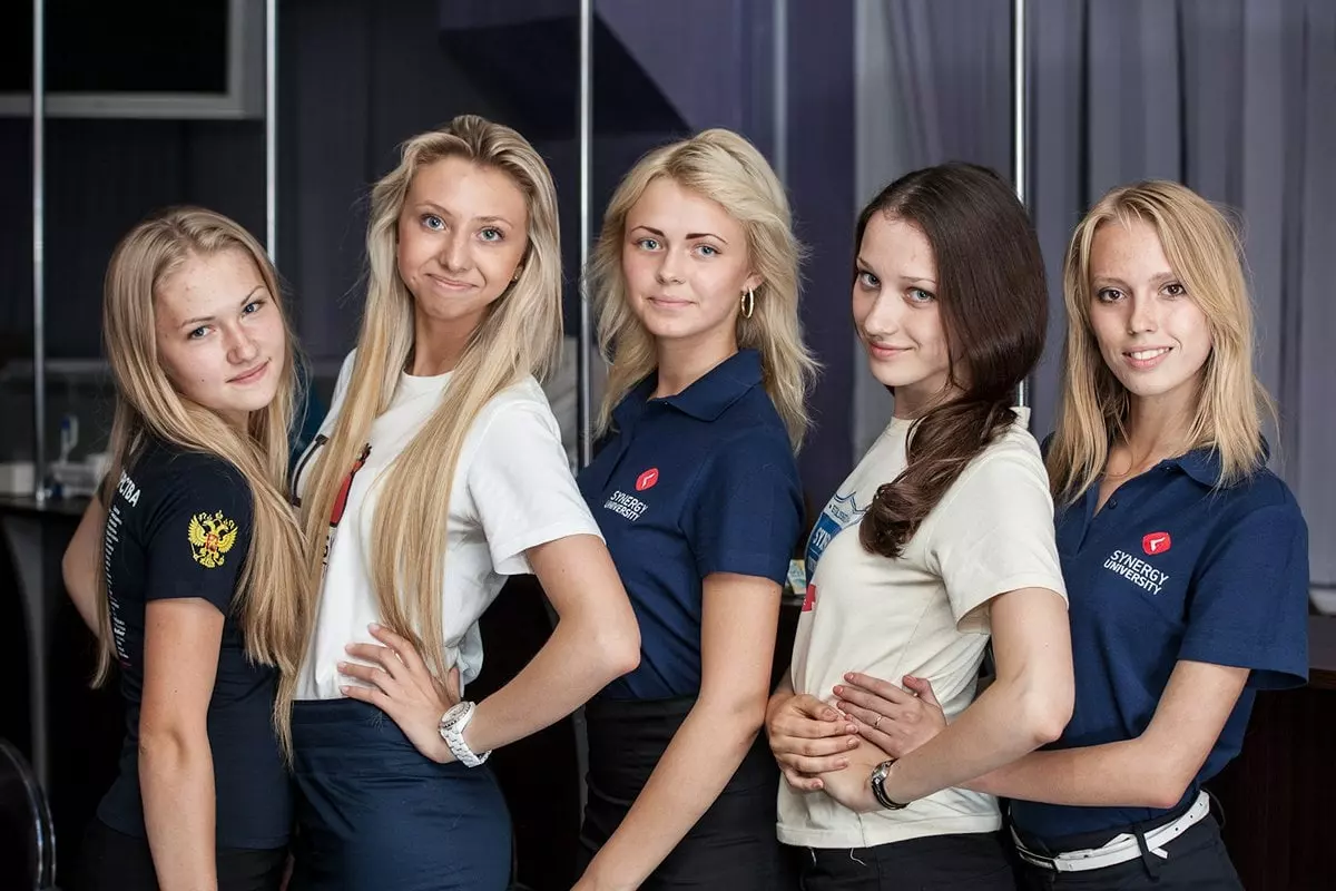 как стать управляющим ресторана