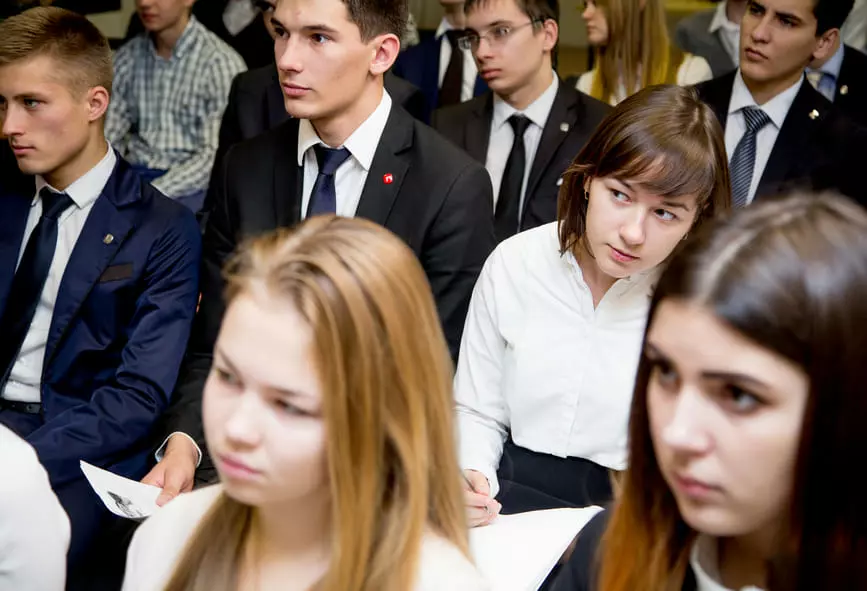 После какого класса сдают ЕГЭ