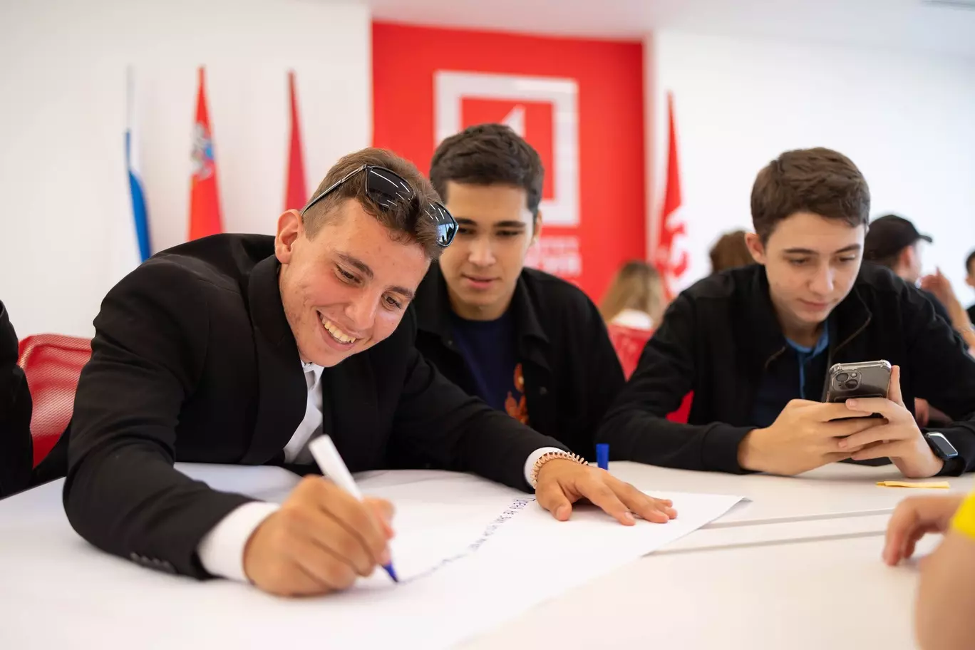 Готовим доклад: как написать и оформить работу на отлично