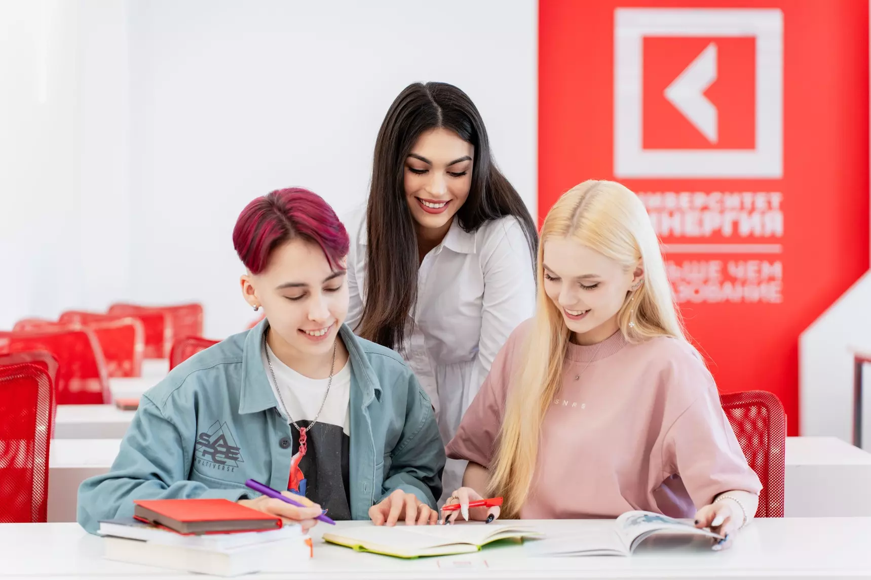 Сколько длится ОГЭ по математике, русскому языку, информатике и другим предметам в 2026 году