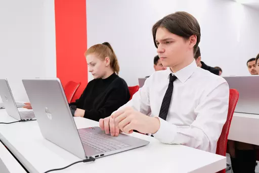 Вузы Санкт-Петербурга с дистанционным обучением