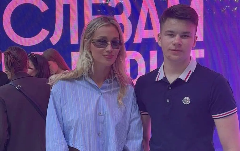 Студенты колледжа посетили показ фильма «Москва слезам не верит. Все только начинается»