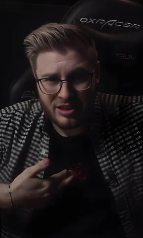 Антон Командин