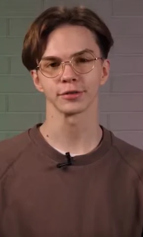 Антон Винокуров