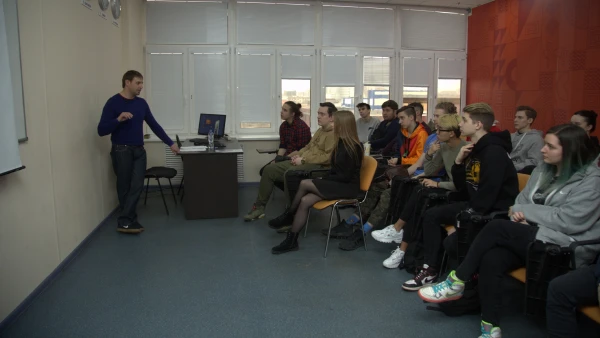 Адаптация к отраслевым стандартам и инновациям