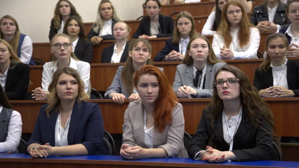 Освоение нормативно‑правовой базы ВЭД