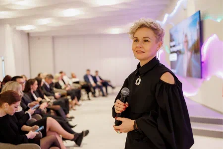 Вебинар «Вторая профессия после 30: как войти в сферу системного здоровья без медобразования»