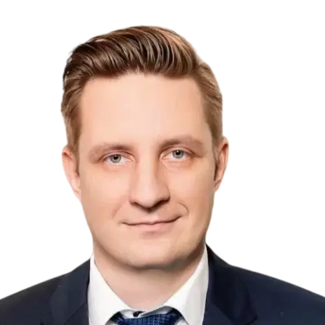 Врач, основатель и генеральный директор научного центра молекулярно-генетических исследований ДНКОМ. Сооснователь сети медицинских центров «Медгород»