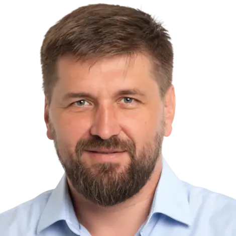 Четырёхкратный чемпион мира по спортивному самбо, заслуженный мастер спорта по самбо