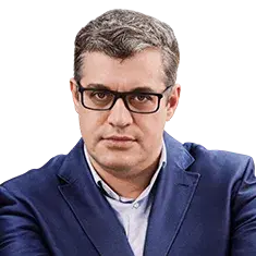 Бизнес-тренер, эксперт по принятию управленческих решений. Магистр игры «Что? Где? Когда?»