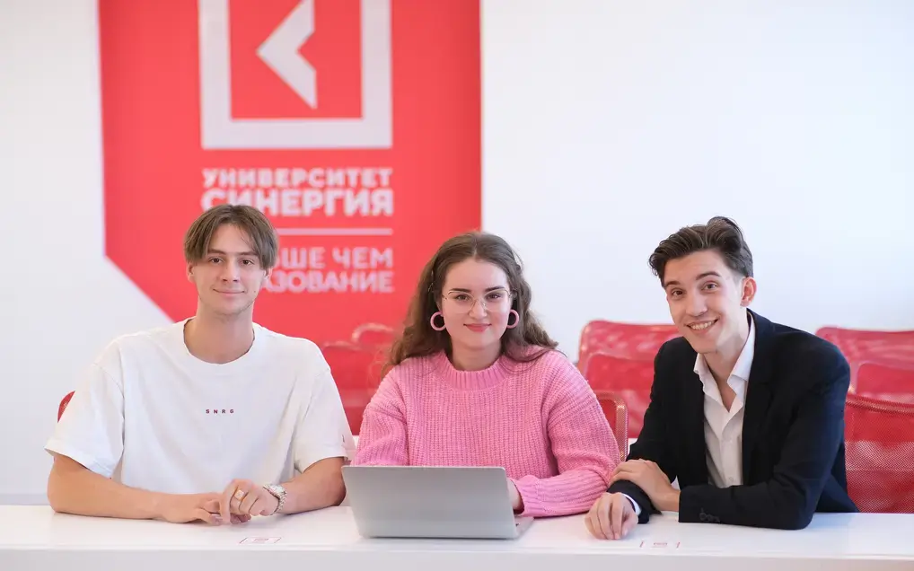 Опрос «Синергии»: у 61% россиян есть близкие друзья